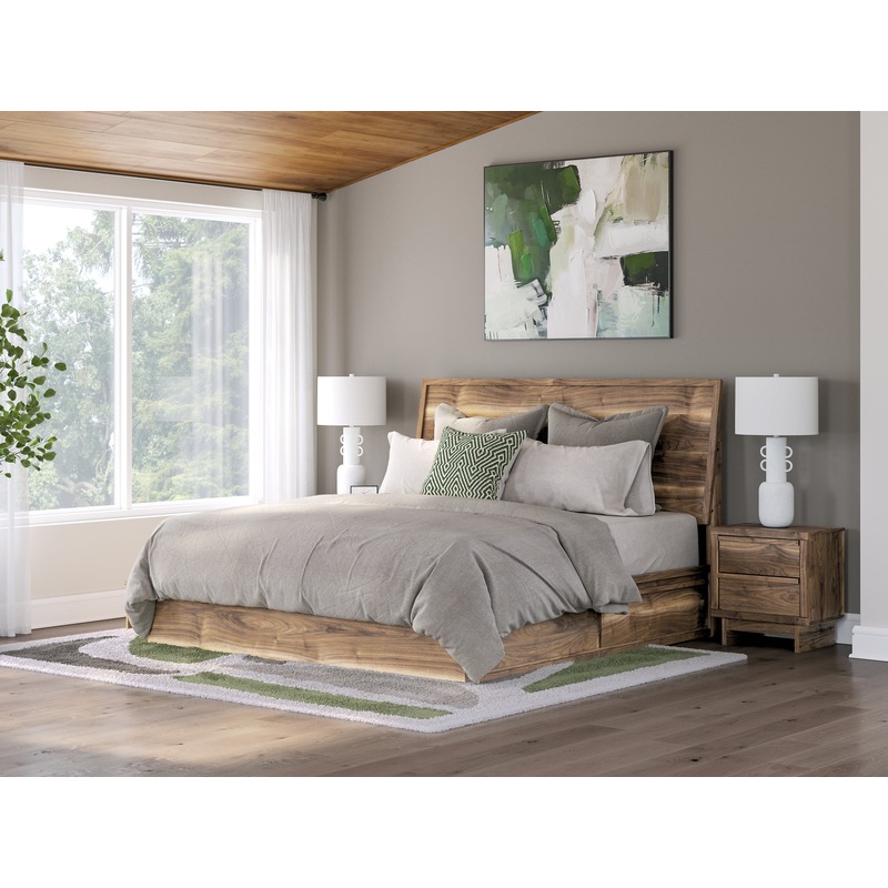 Chirason King Panel Bed with Storage