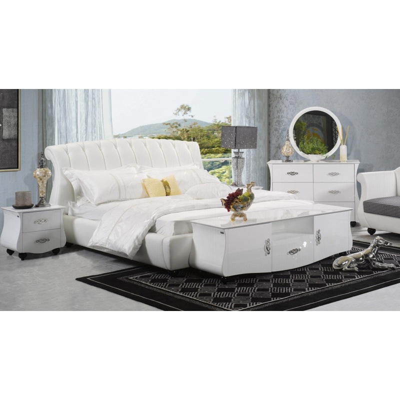 Metta Modern White Leather Eastern King Bed Model VGSLE-METTA