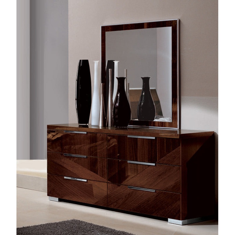 Capri Lacquer Italian Modern Dresser Model VGALFCAPRI-WAL-DRS