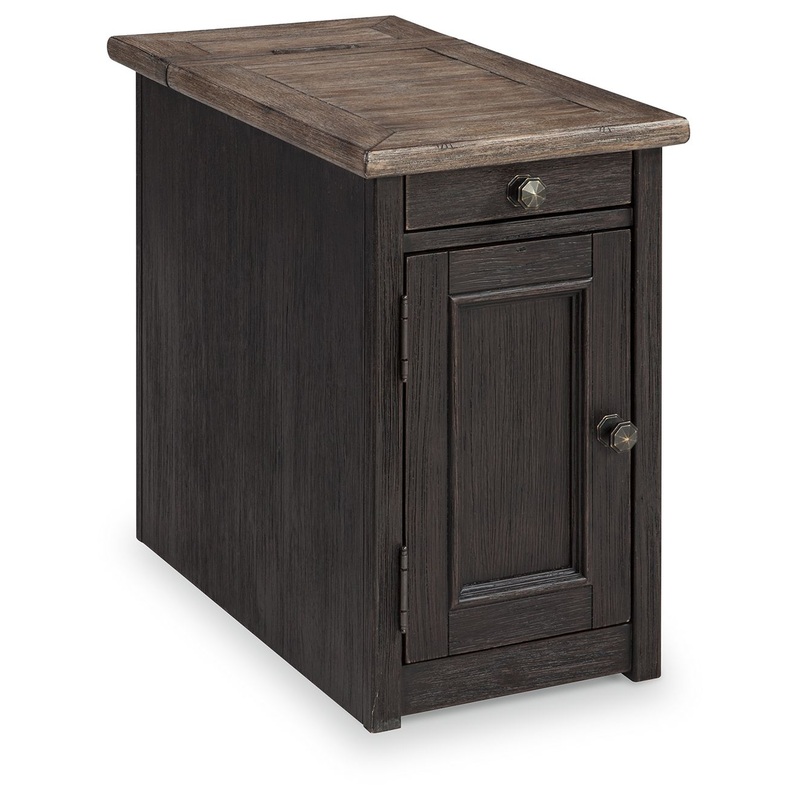Tyler Creek – Chair Side End Table – Grayish Brown / Black