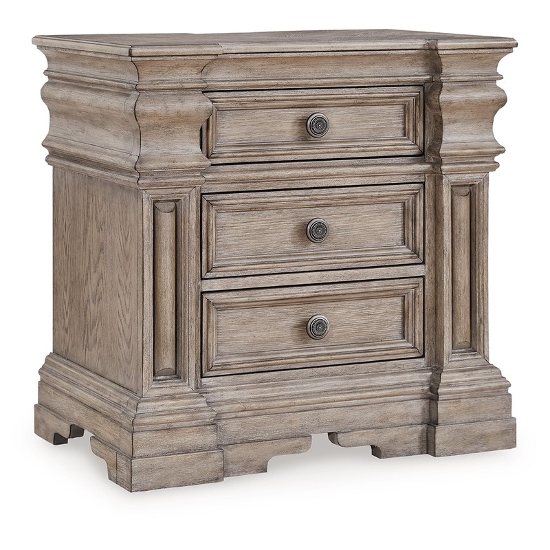 Blairhurst – Three Drawer Night Stand – Light Grayish Brown