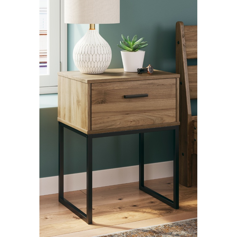 Deanlow – One Drawer Night Stand – Honey