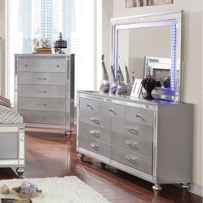 BRACHIUM DRESSER By FURNITURE OF AMERICA CM7977SV-D